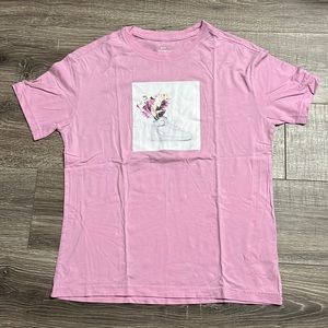 Women’s Nike Pink and White Graphic Tee